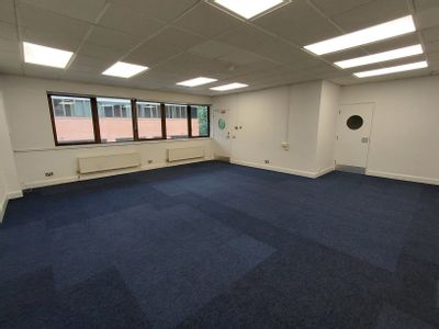 Property Image for Unit 5 Tillingbourne Court, Station Road, Dorking, Surrey, RH4 1HJ
