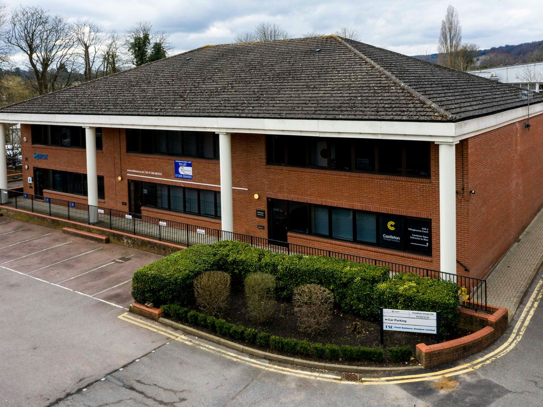 Unit 5 Tillingbourne Court, Station Road, Dorking, Surrey, RH4 1HJ