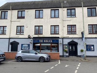 Property Image for The Niblick, High Street, Auchterarder, Perth And Kinross, PH3 1BJ