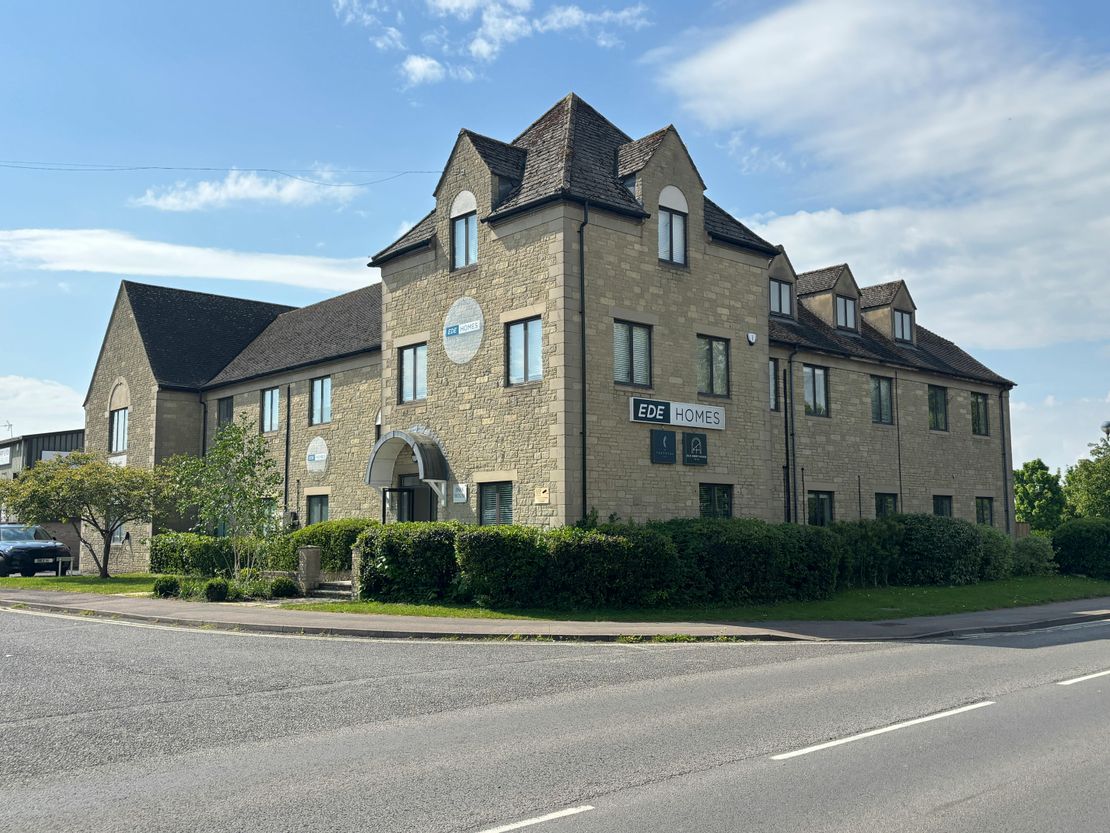 Park House, Station Lane, Witney, OX28 4EJ