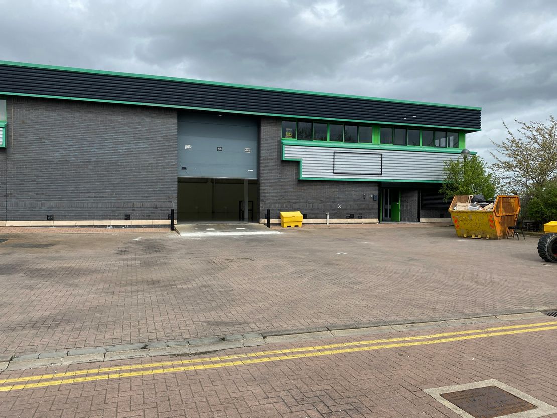 Unit D3, Thames View Business Centre, Barlow Way, Rainham, Greater London, RM13 8BT