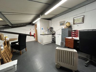 Property Image for 5A Oak Industrial Park, Chelmsford Road, Dunmow, Essex, CM6 1XN