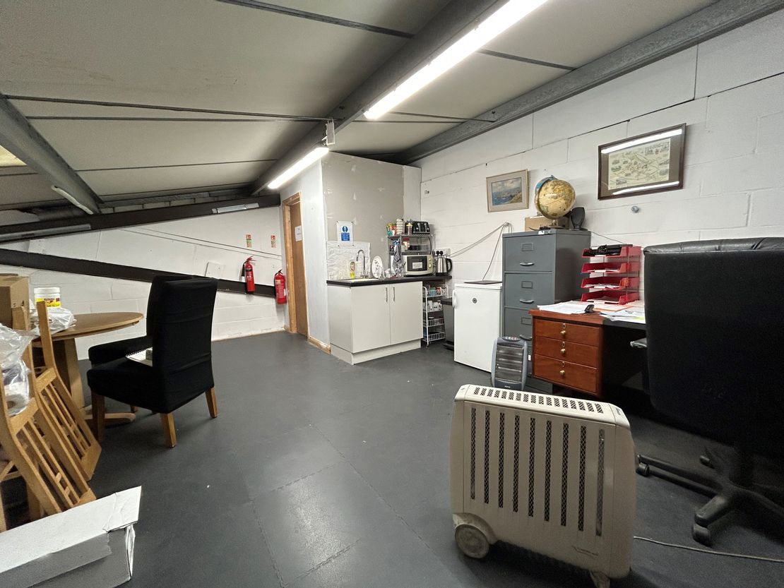 5A Oak Industrial Park, Chelmsford Road, Dunmow, Essex, CM6 1XN