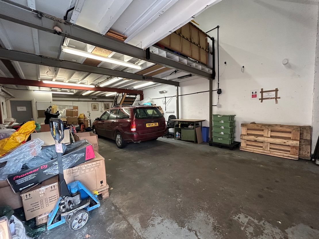 5A Oak Industrial Park, Chelmsford Road, Dunmow, Essex, CM6 1XN