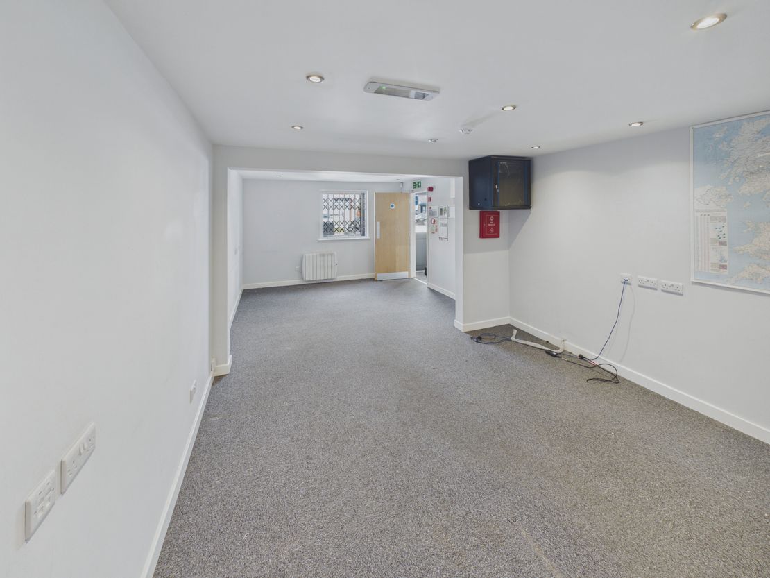 Unit 10 The Quad, Chester West Employment Park, Chester, Cheshire, CH1 4QP