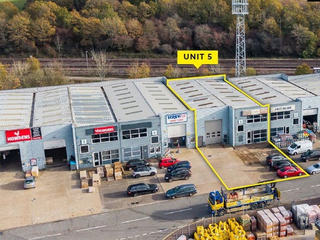 Unit 5, Orchard Trade Park, Salfords, Redhill, Surrey, RH1 5EL