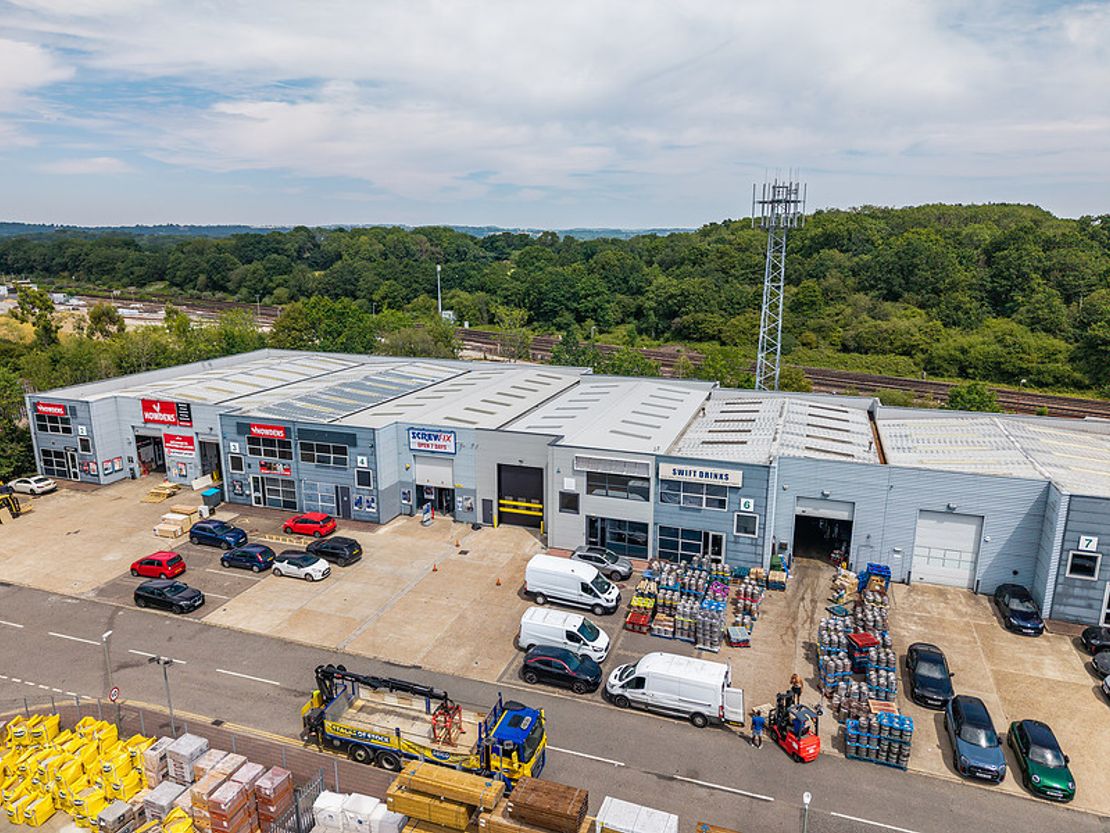 Unit 5, Orchard Trade Park, Salfords, Redhill, Surrey, RH1 5EL