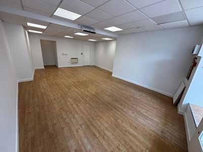 Property Image for 11 Market Place, Romsey, Hampshire, SO51 8NB