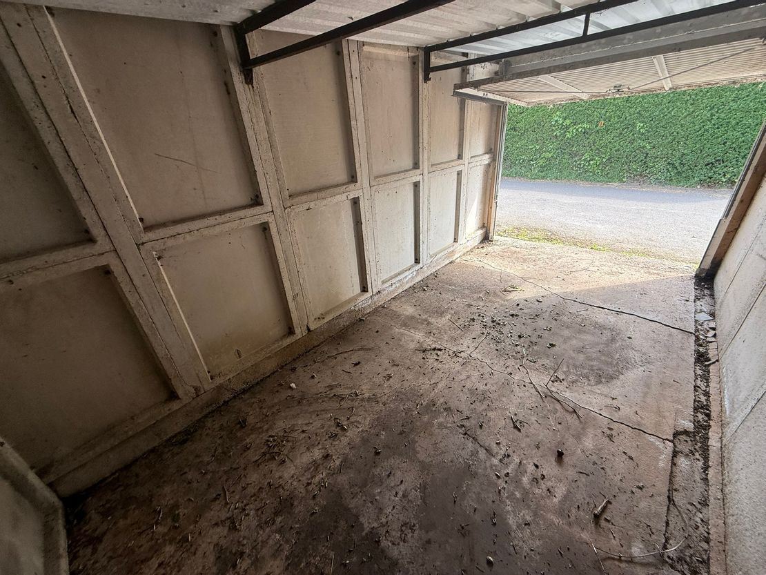 Garages, Mount Road, Hinckley, Leicestershire, LE10 1AE