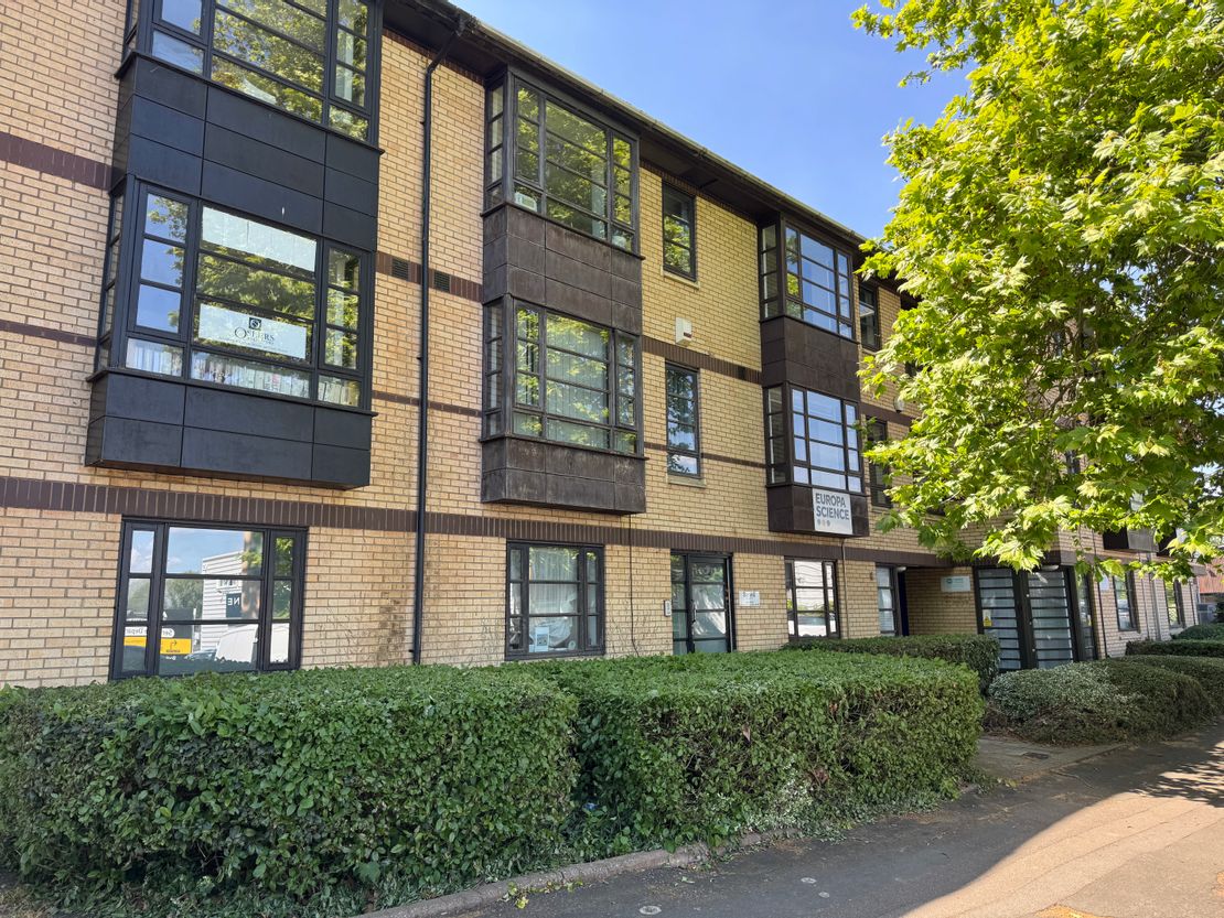 4 Signet Court, Swann Road, Cambridge, CB5 8LA