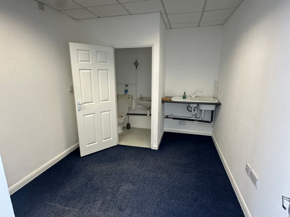 16E Mimram Road, Hertford, Hertfordshire, SG14 1NN