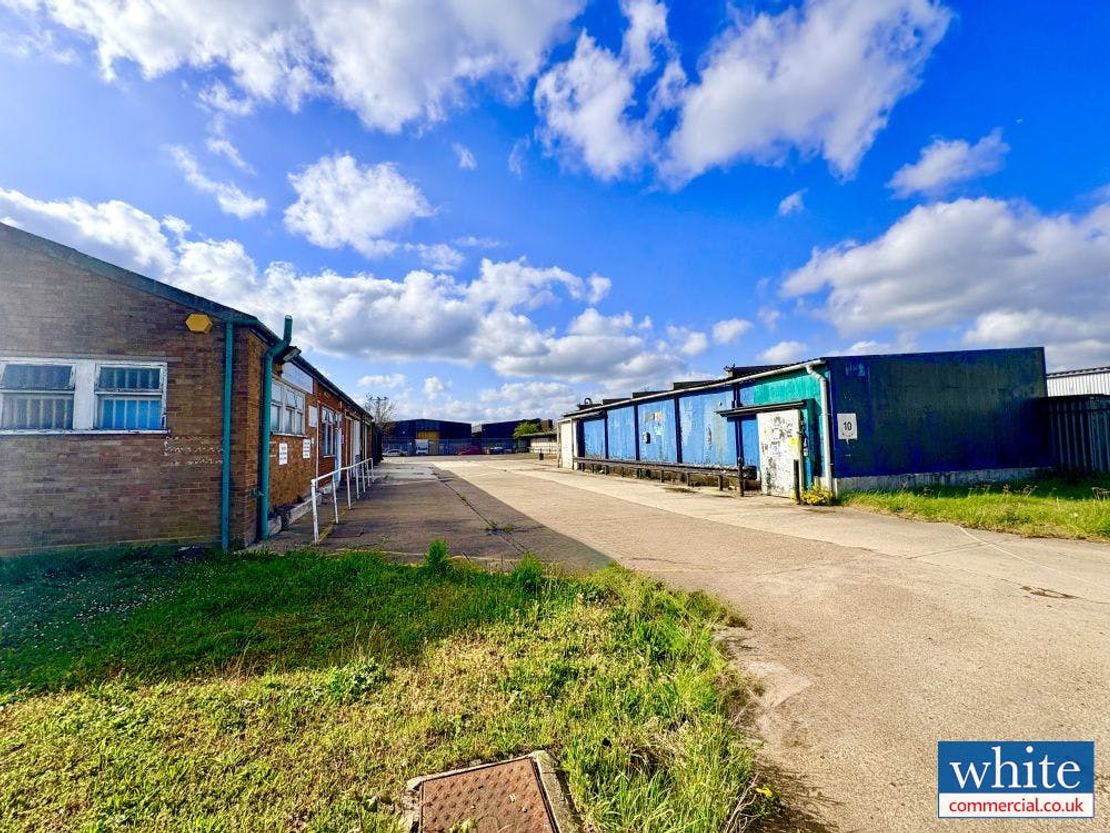 7a Thorpe Drive, Banbury, OX16 4UZ