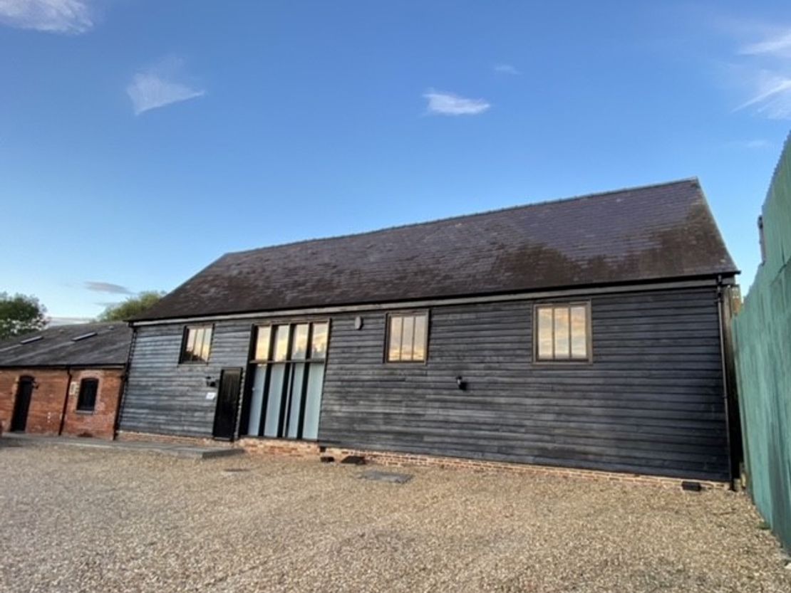 Suite 1 The Corn Barn, Upton End Farm Business Park, Meppershall Road, Shillington, Shillington, SG5 3PF