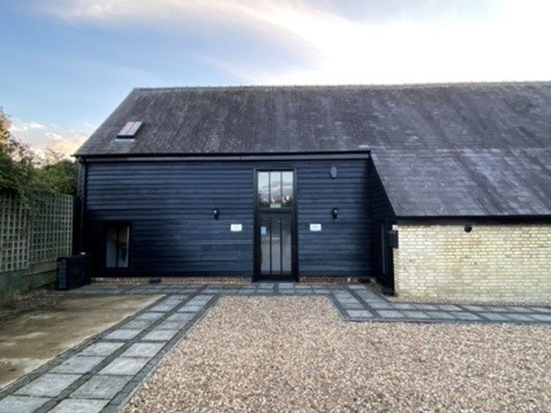 Suite 1 The Corn Barn, Upton End Farm Business Park, Meppershall Road, Shillington, Shillington, SG5 3PF