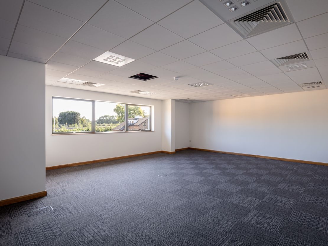 Unit 3 Link 23, A23 / M23, Nursery Lane, Handcross, Crawley, West Sussex, RH17 5JS