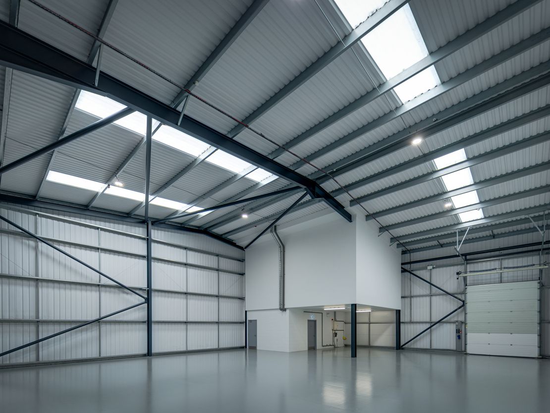 Unit 8, Thurrock Trade Park, Oliver Road, Grays, Essex, RM20 3AL