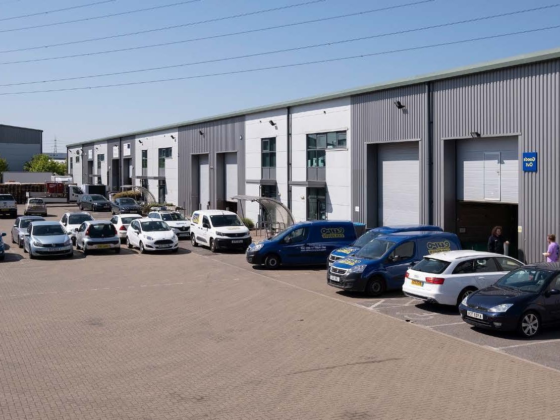 Unit 8, Thurrock Trade Park, Oliver Road, Grays, Essex, RM20 3AL