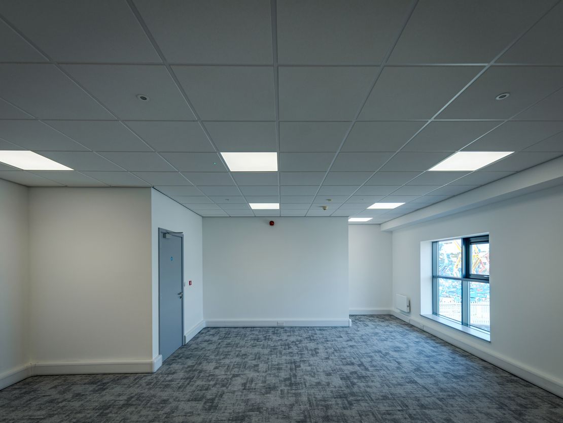Unit 8, Thurrock Trade Park, Oliver Road, Grays, Essex, RM20 3AL