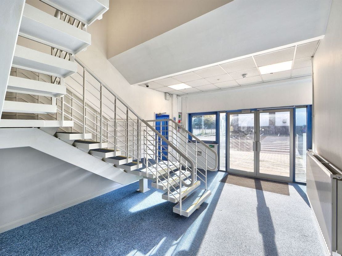 Unit 3, Waterglade Industrial Park, Weston Avenue, West Thurrock, Grays, Essex, RM20 3FJ