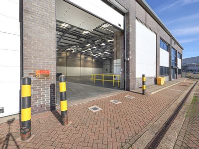 Property Image for Unit 3, Waterglade Industrial Park, Weston Avenue, West Thurrock, Grays, Essex, RM20 3FJ