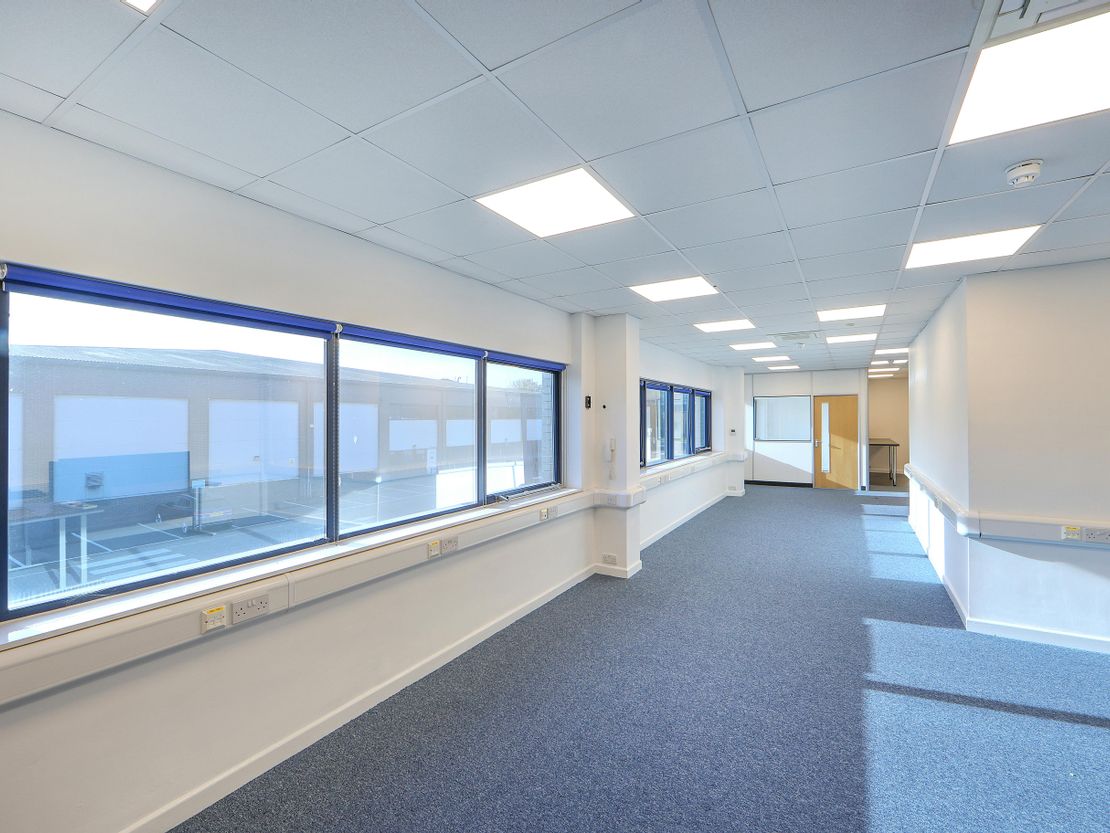 Unit 3, Waterglade Industrial Park, Weston Avenue, West Thurrock, Grays, Essex, RM20 3FJ