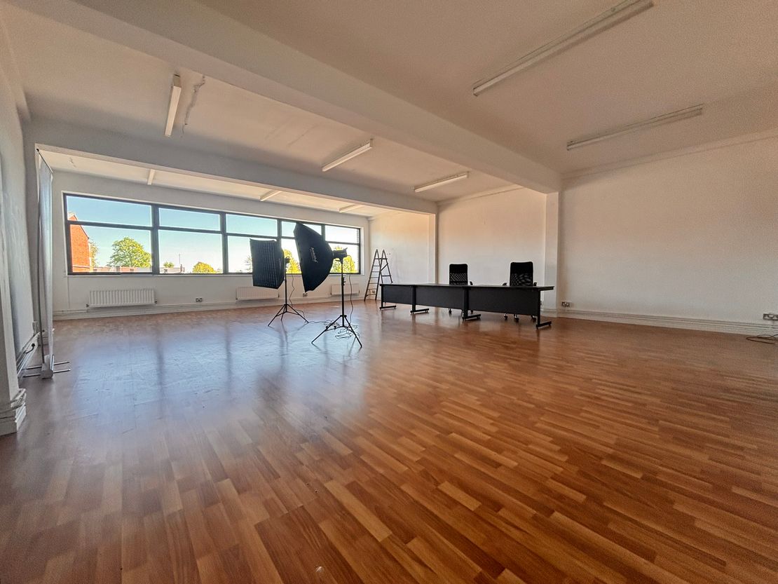 First Floor 47 Upper Abbey Street, Nuneaton, Warwickshire, CV11 5DH