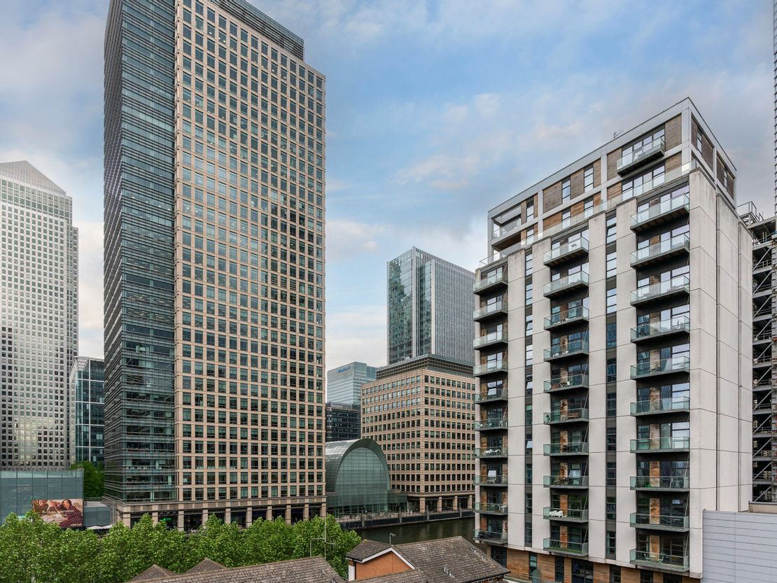 Suite 37, Beaufort Court, Canary Wharf, E14 9XL