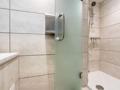 Property Image for Suite 37, Beaufort Court, Canary Wharf, E14 9XL