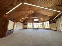 Property Image for Pippbrook, Reigate Road, Dorking, Surrey, RH4 1SJ