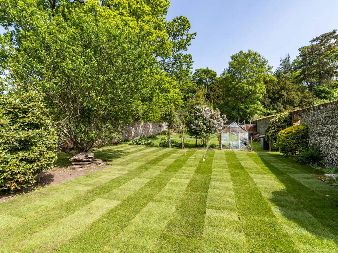 Tyttenhanger House, Coursers Road, Colney Heath, St. Albans, AL4 0PG