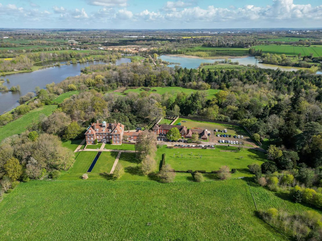 Tyttenhanger House, Coursers Road, Colney Heath, St. Albans, AL4 0PG