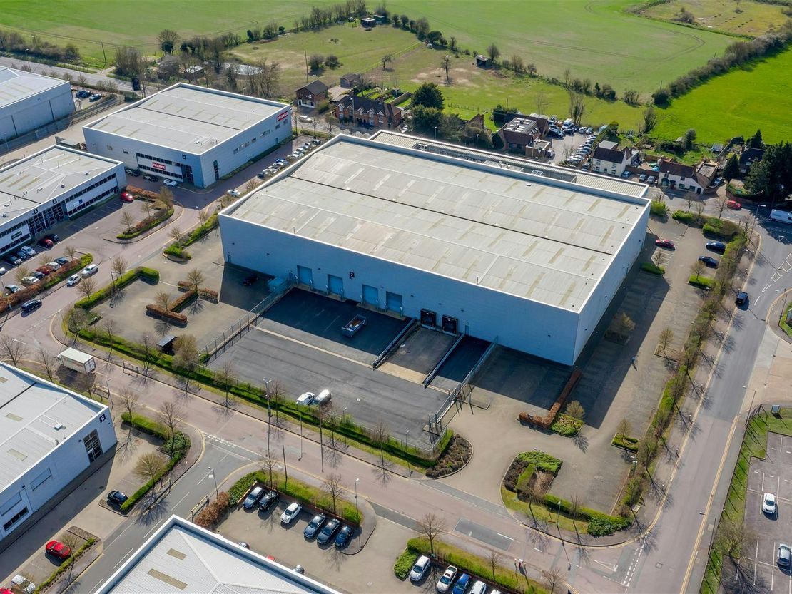 Unit 7 Parkbury, Handley Page Way, St. Albans, AL2 2DQ