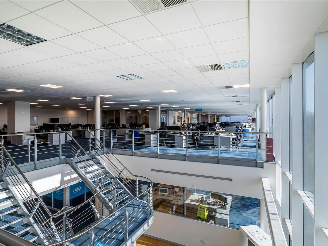 Unit 7 Parkbury, Handley Page Way, St. Albans, AL2 2DQ