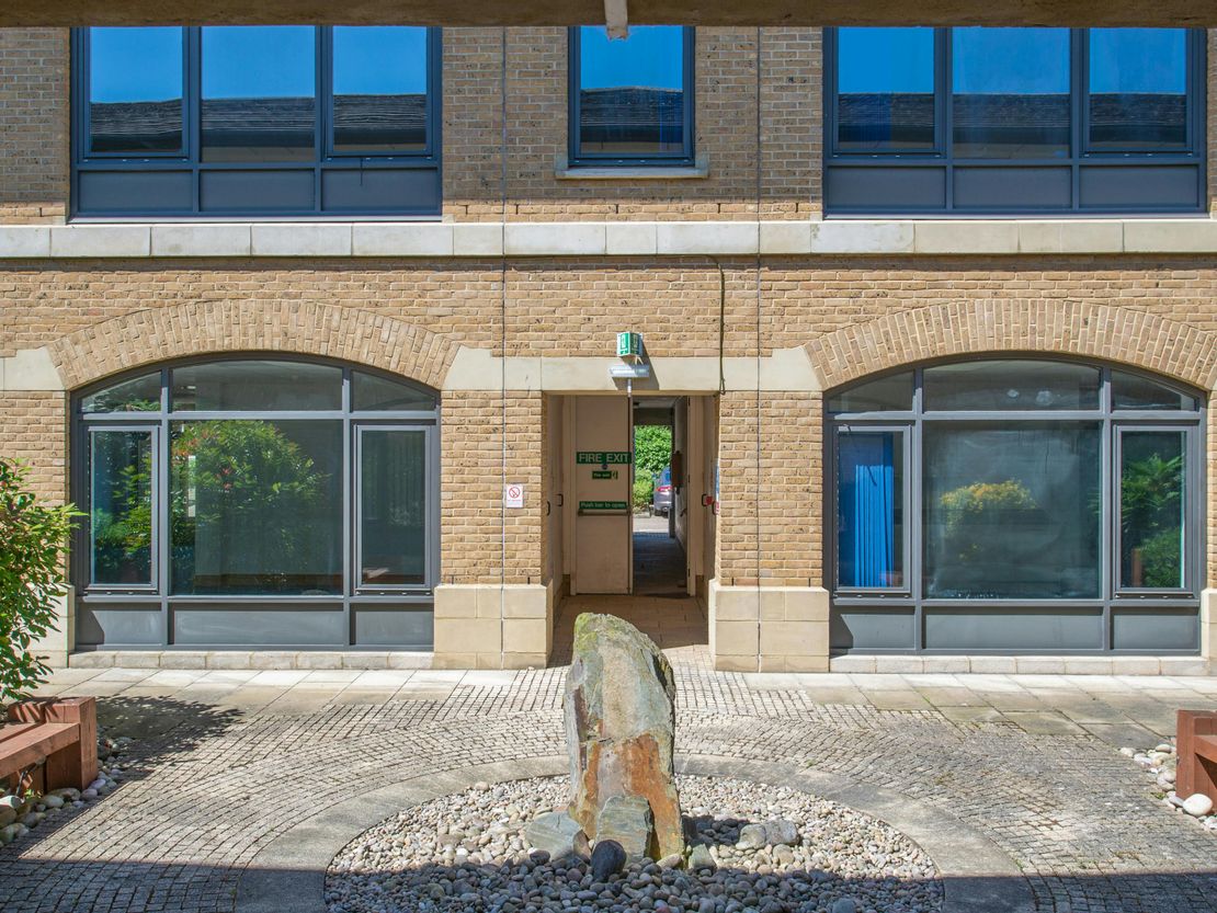Unit 8C / 8D Meadway Court, Rutherford Close, Stevenage, SG1 2EF