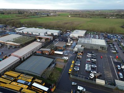 Property Image for 2 Lyon Way, St Albans, AL4 0LQ