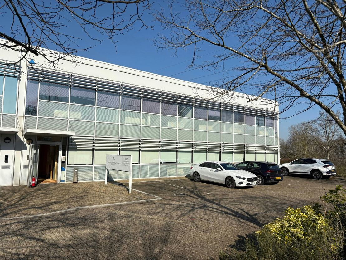 Unit 250, Centennial Park, Centennial Avenue, Elstree, WD6 3TH