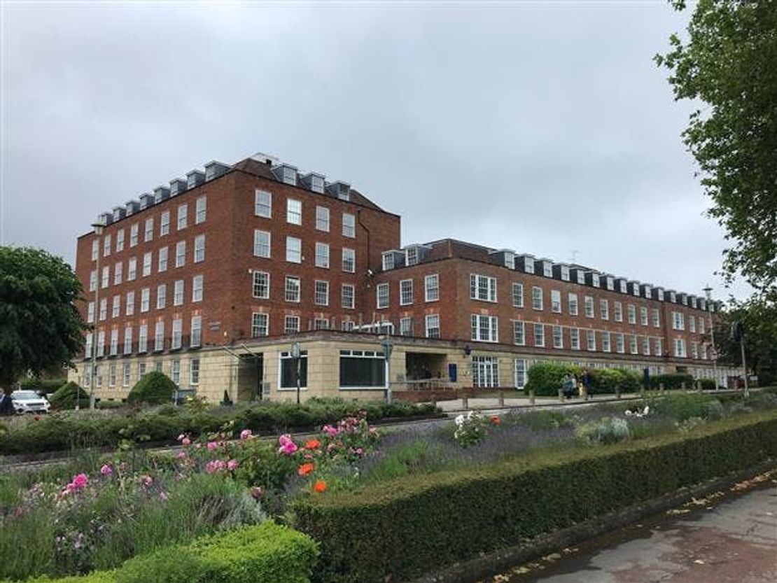 Rosanne House, Parkway, Welwyn Garden City, AL8 6HG