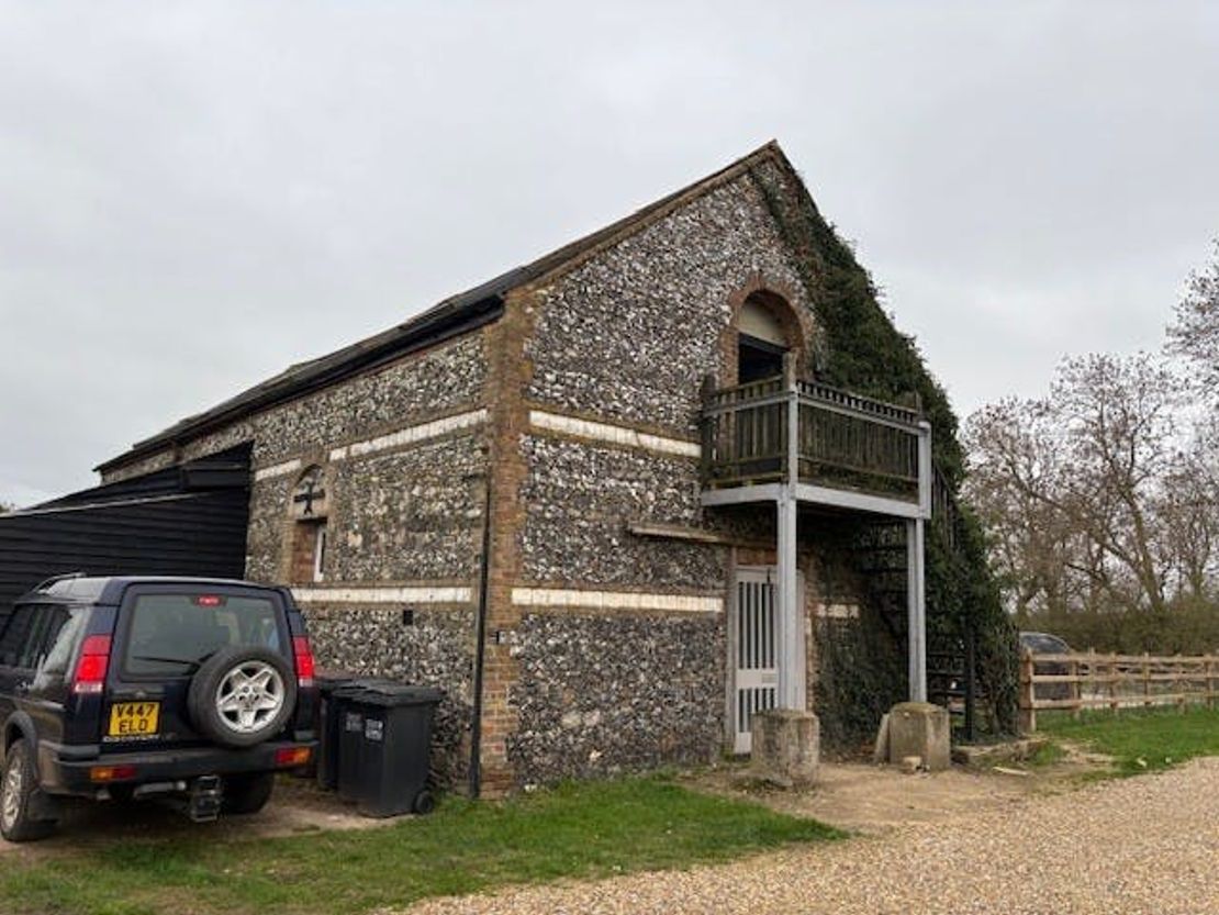 Flint Barn, West End Lane, Essendon, AL9 5RQ