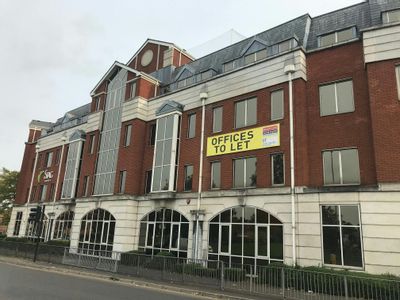Property Image for Stag House, Old London Road, Hertford, SG13 7LA