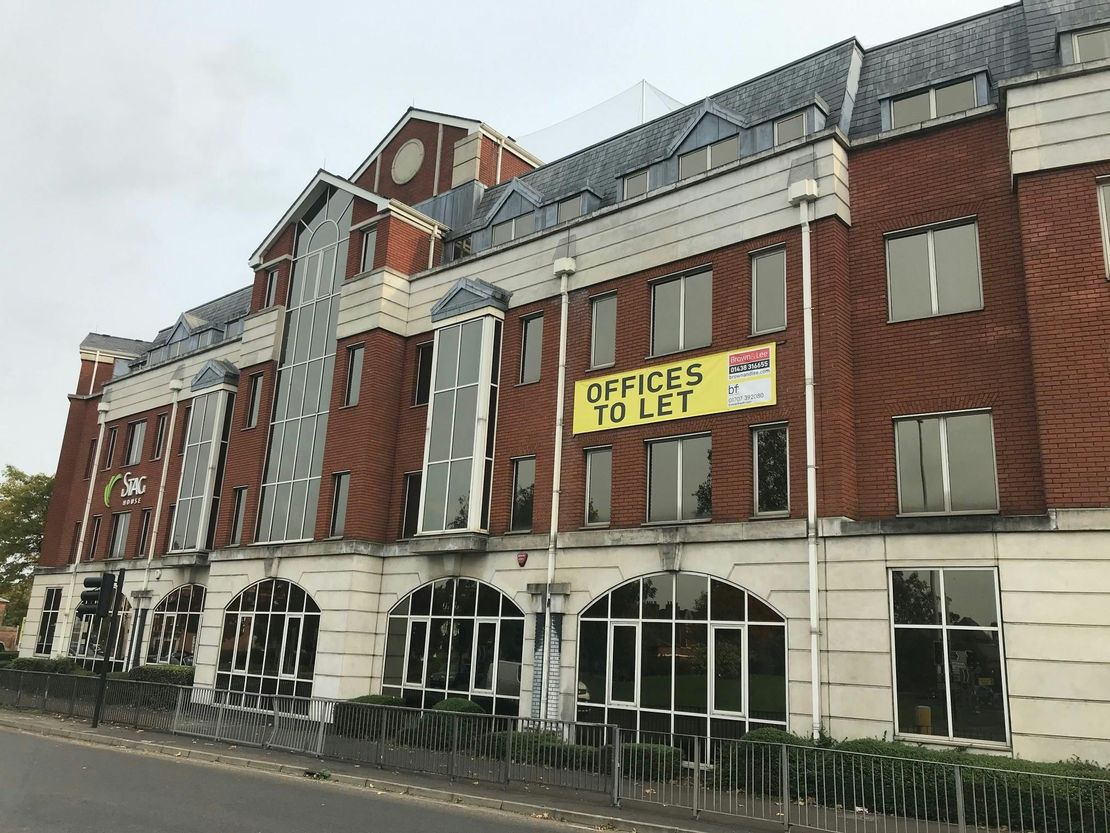 Stag House, Old London Road, Hertford, SG13 7LA