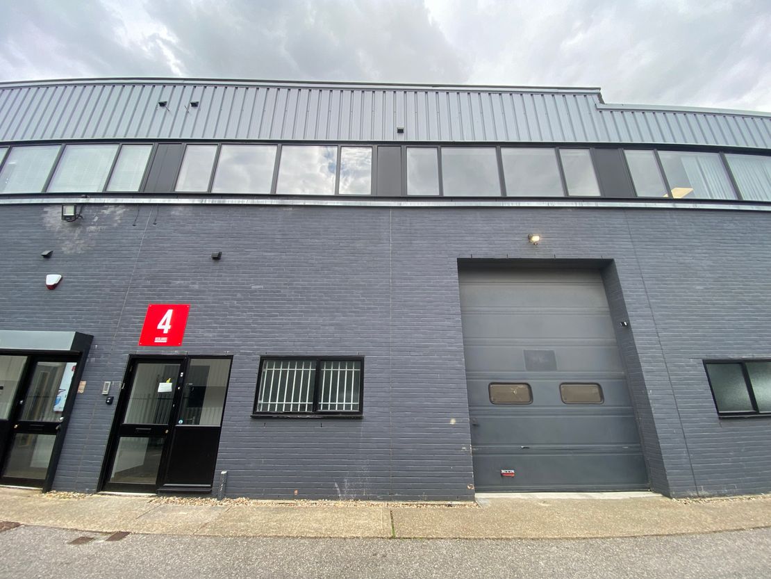 Unit 4 Redlands Centre, Ullswater Crescent, Coulsdon, Surrey, CR5 2HT