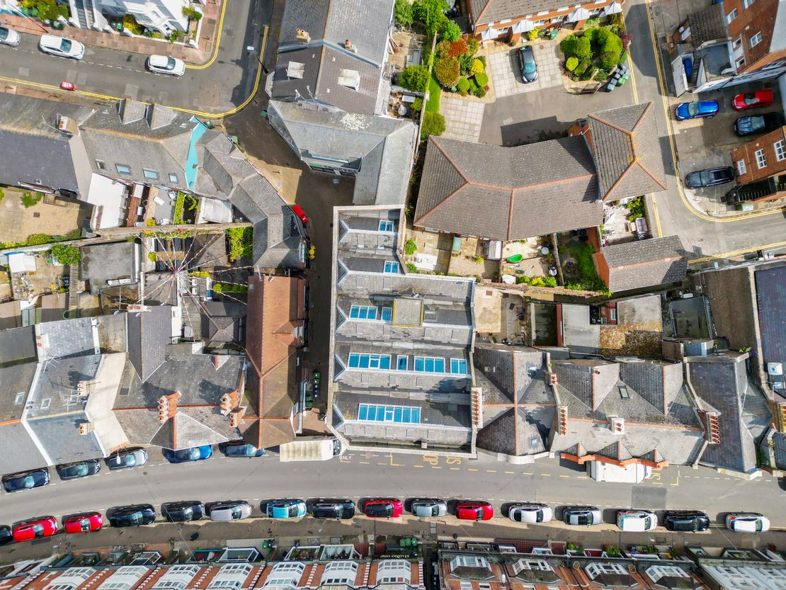 43 South Street, Eastbourne, East Sussex, BN21 4UT
