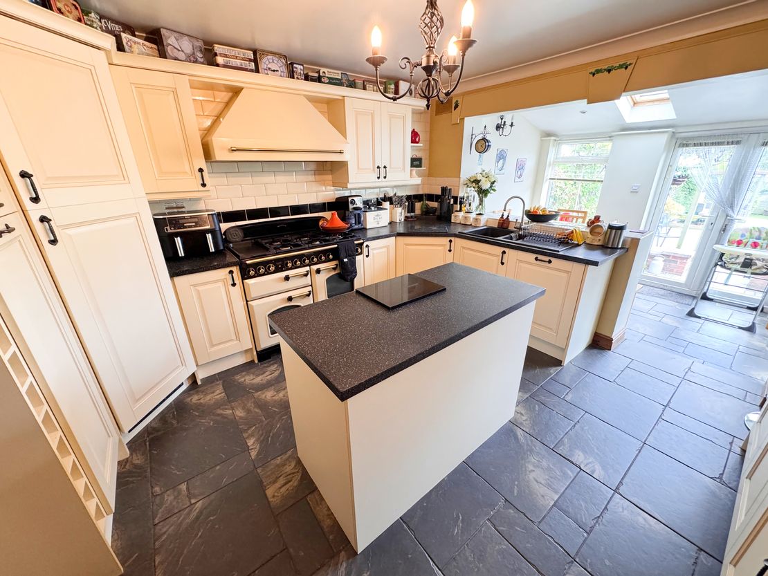 131 High Street, Ibstock, Leicestershire, LE67 6JQ
