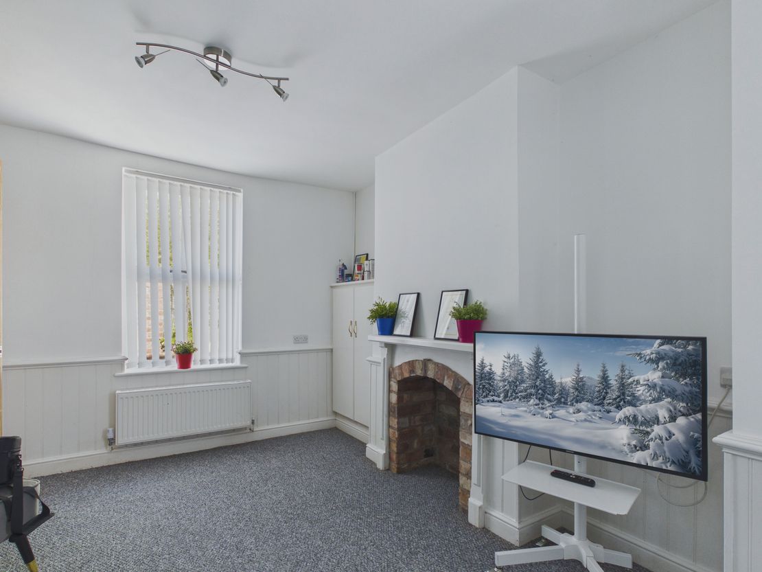 Riverside, 3 First Wood Street, Nantwich, Cheshire, CW5 5EG