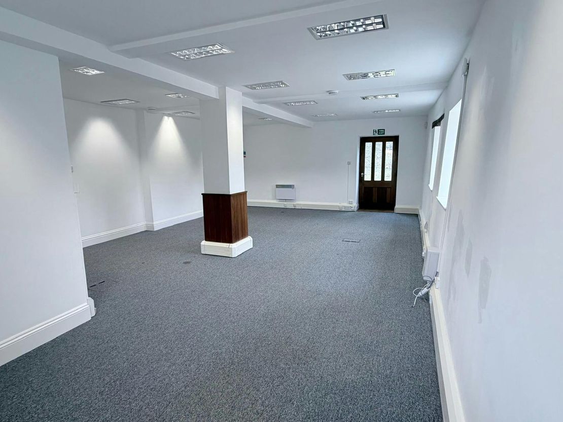 The Granary, Unit 2, Southill Business Park, Cornbury Park, Chipping Norton, OX7 3EW
