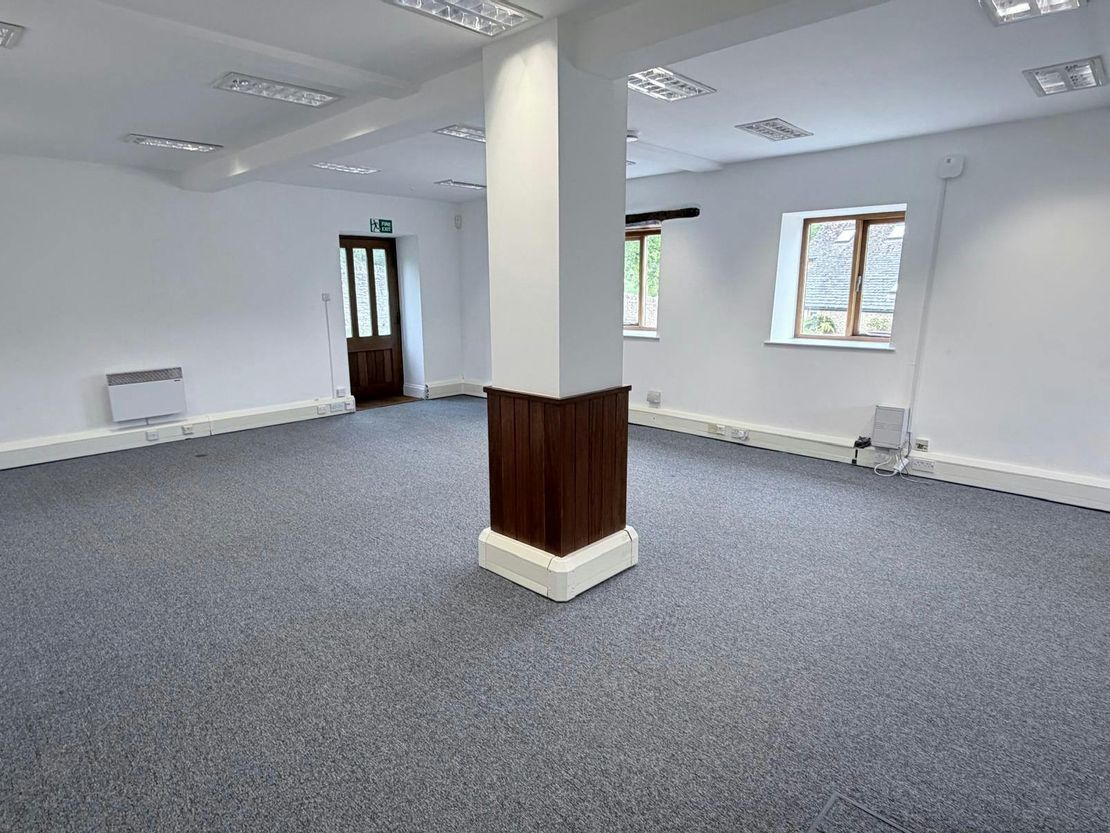 The Granary, Unit 2, Southill Business Park, Cornbury Park, Chipping Norton, OX7 3EW
