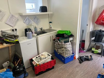 Property Image for 747 Abbeydale Road, Sheffield, S7 2BG