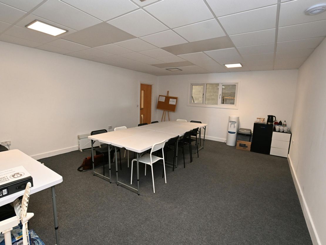 Unit 1, Cunningham Road, Unit 1, 3 Cunningham Road, Stirling, FK7 7SW
