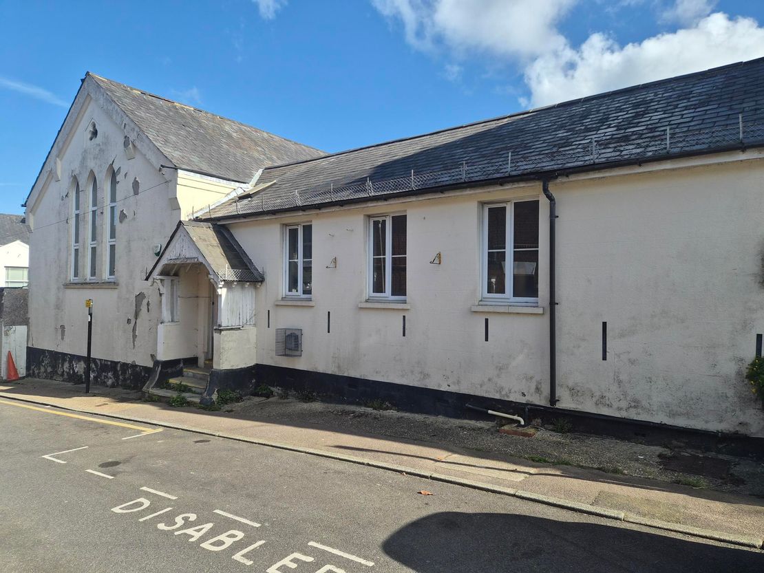 St Peter`s Hall, North Street, St Peters, Tunbridge Wells, Kent, TN2 4SS