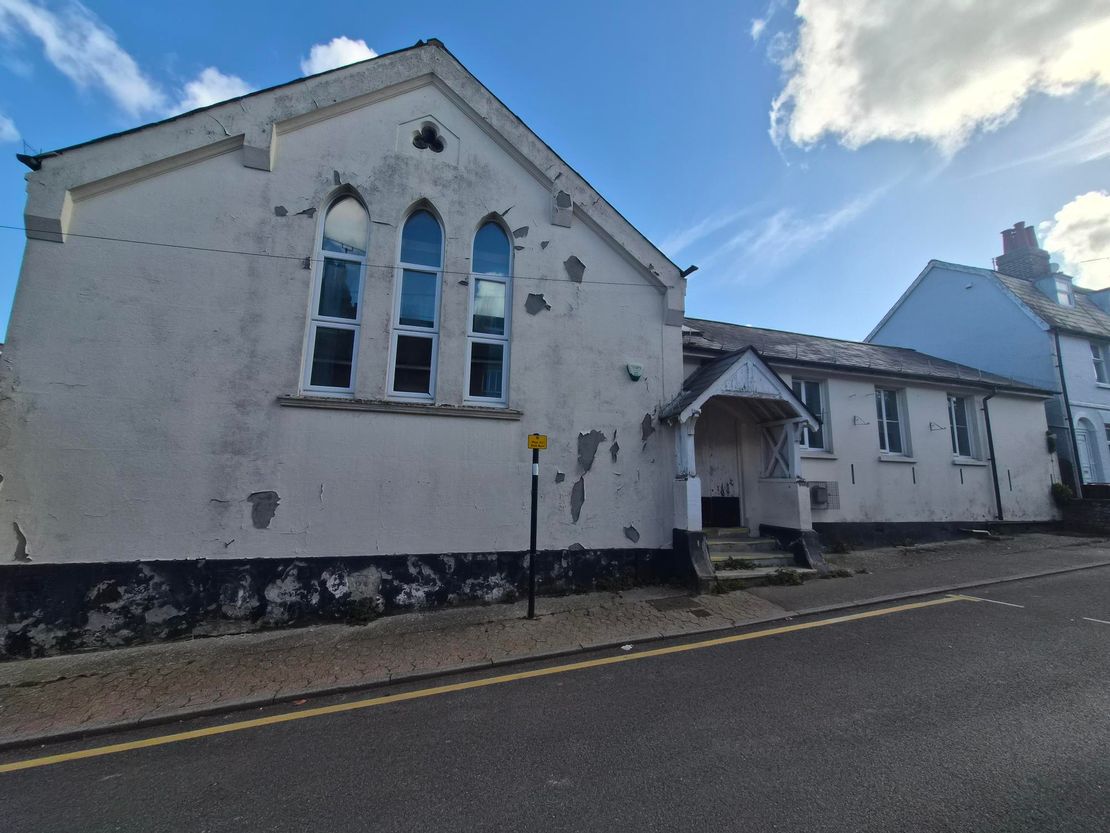 St Peter`s Hall, North Street, St Peters, Tunbridge Wells, Kent, TN2 4SS
